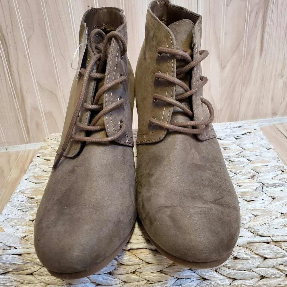 Bohemian Memory Foam Wedge Ankle Bootie Size 10 Casual Going Out Y2K‎ 90s Comfy